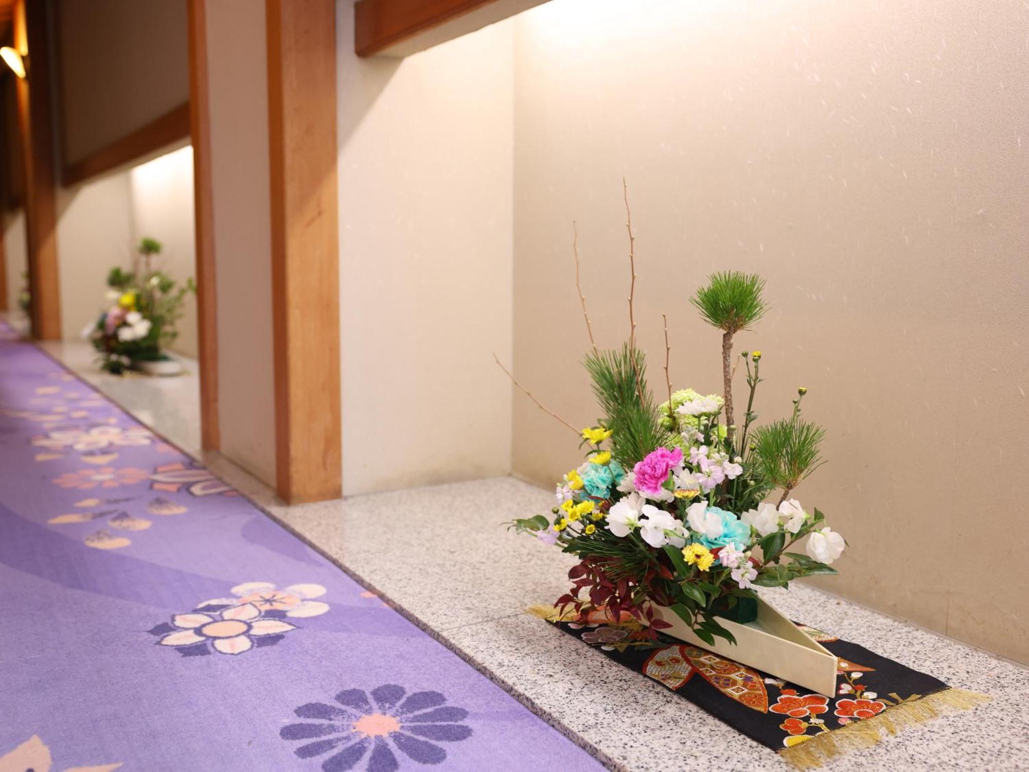 Yoshinotei Hotel Iida Bagian luar foto