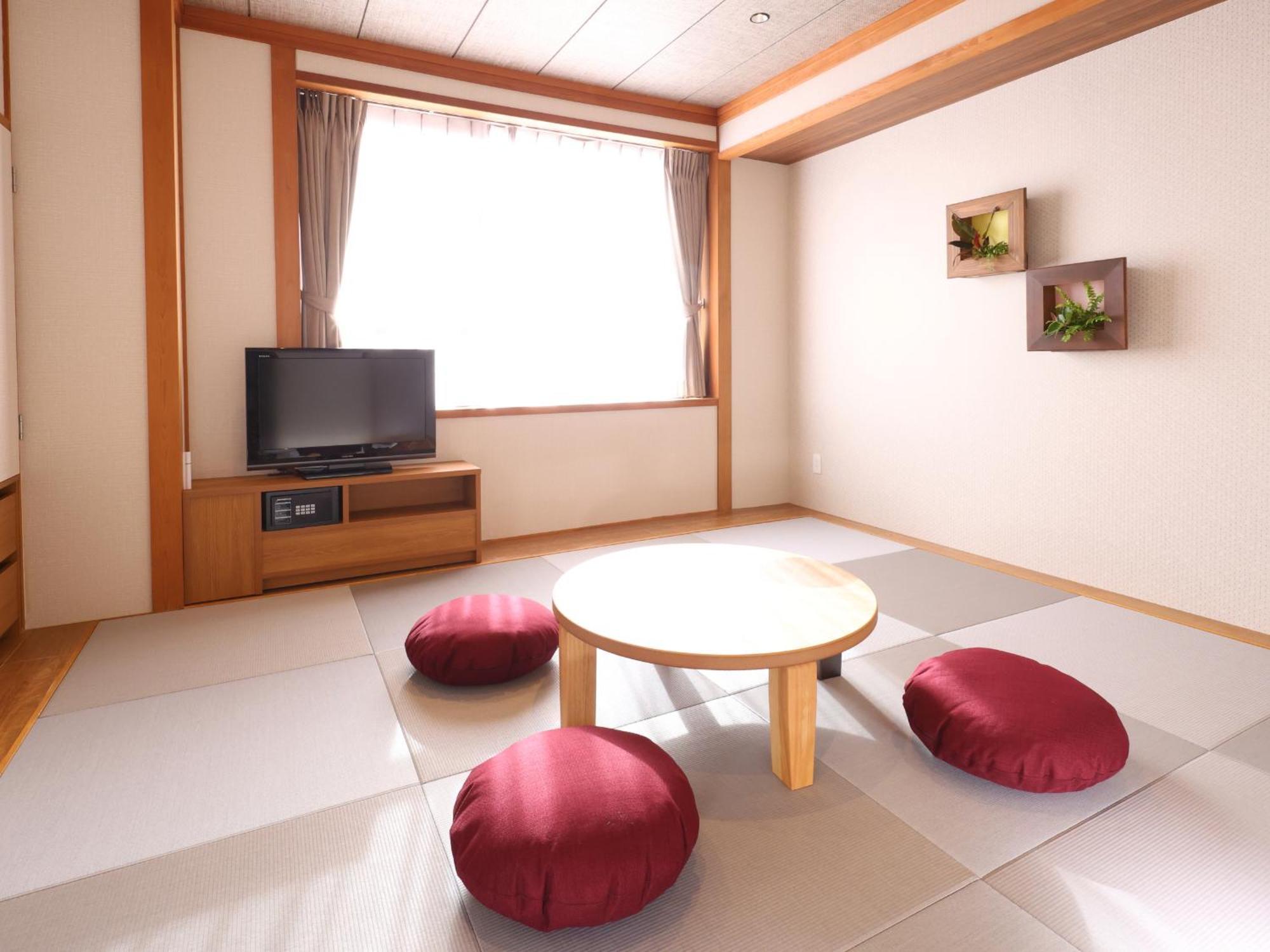 Yoshinotei Hotel Iida Bagian luar foto
